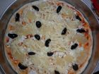Снимка 1 от рецепта за Пица с моцарела, ананас и маслини