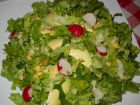 Рецепта за Зелена салата с авокадо и царевица