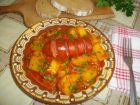Снимка 1 от рецепта за Пресни картофи с наденица и доматен сос