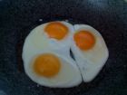 Яйца на очи