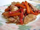 Рецепта за Пилешки жулиени със зеленчуци в соев сос и мед